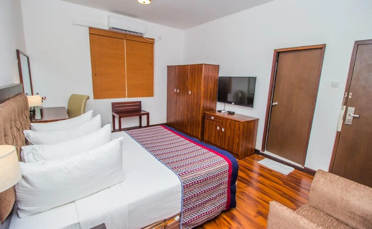 Pearl Royal Hotel, Colombo